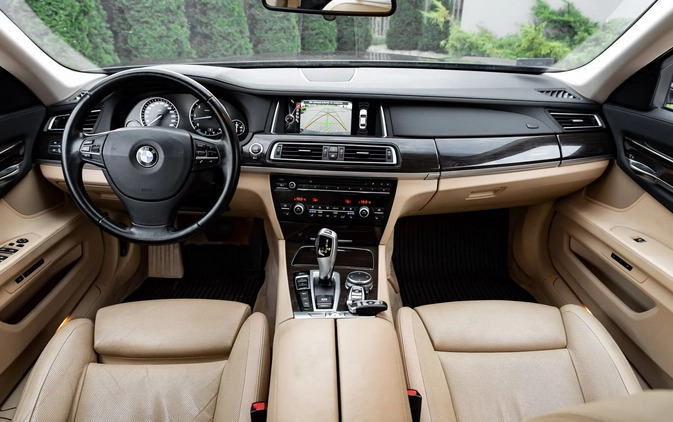 BMW Seria 7 cena 84870 przebieg: 280000, rok produkcji 2014 z Radom małe 596